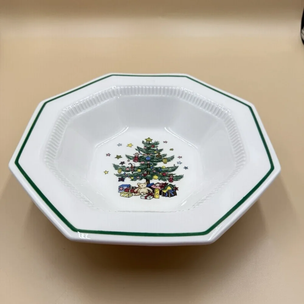 Nikko Ceramics nikko christmastime